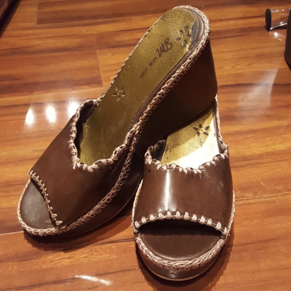 Chunky brown wedge.